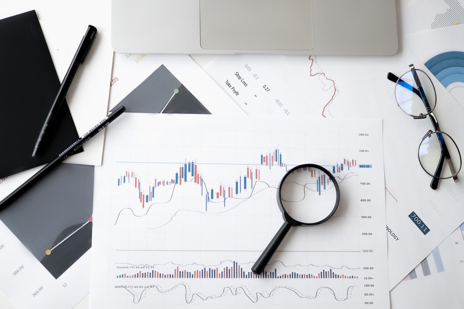 Reducing Costs by Reviewing Your Business Internet And Phone Expenses.